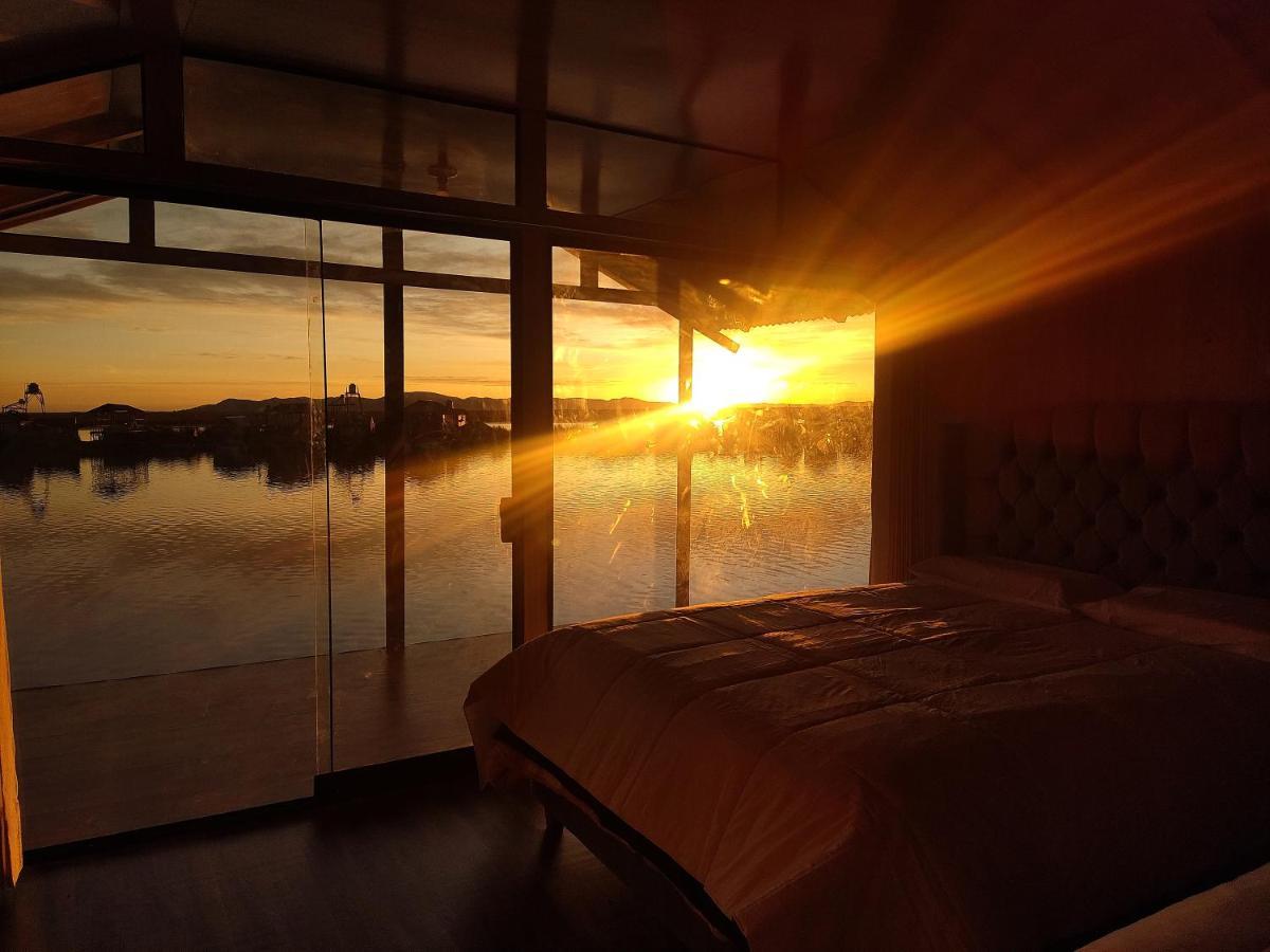 فيلا بونوفي Titicaca Habitacion Panoramica Vista Al Amanecer المظهر الخارجي الصورة